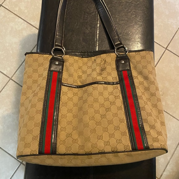 Great condition purse - Picture 4 of 8